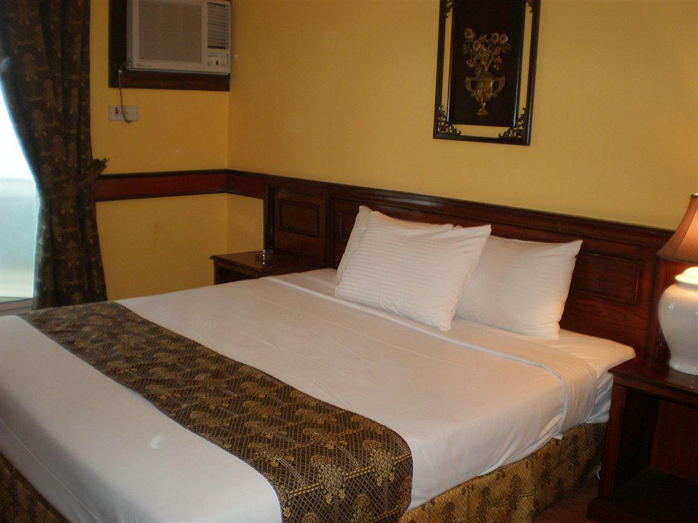 Concord International Hotel Al Manamah Esterno foto